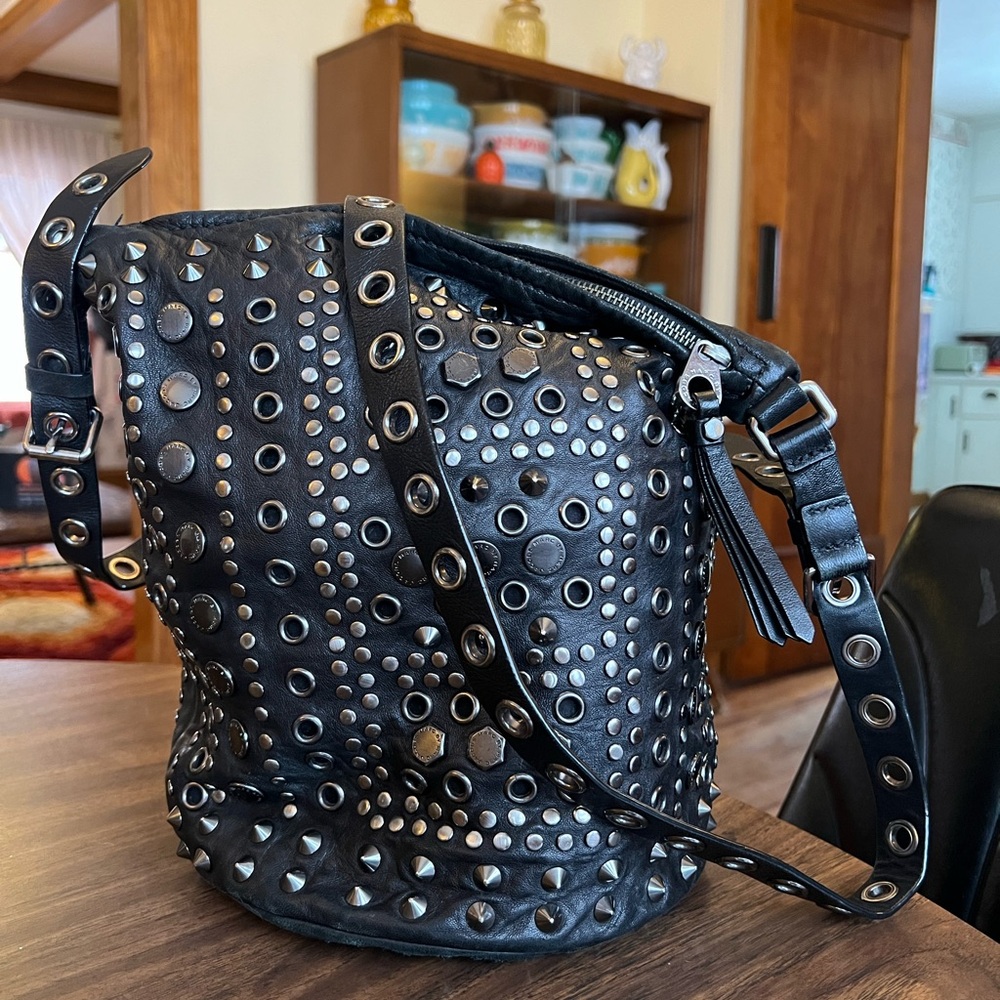 Marc Jacobs Alicia Party Girl bucket bag - Picture 2 of 14